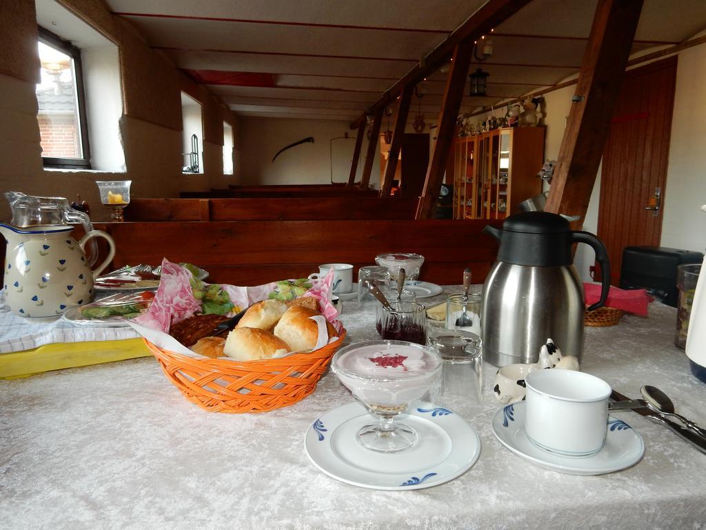 Den Gamle Kostald Bed & Breakfast Holsted ภายนอก รูปภาพ