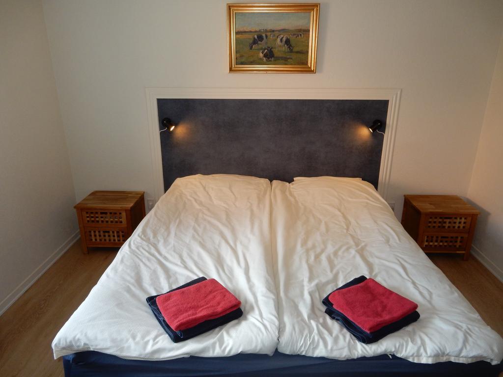 Den Gamle Kostald Bed & Breakfast Holsted ภายนอก รูปภาพ
